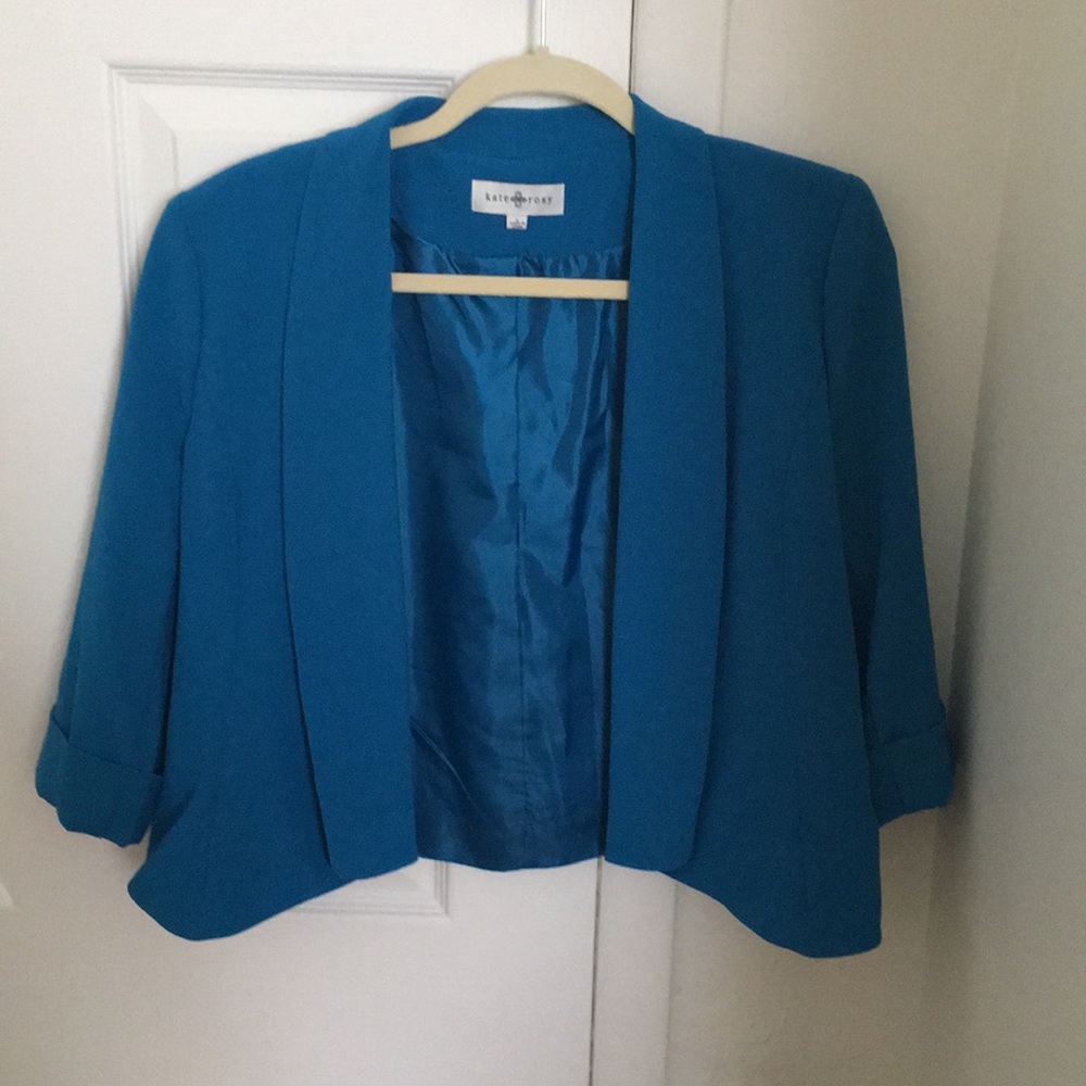 Blue casual blazer with 3/4 sleeve. Worn twice.